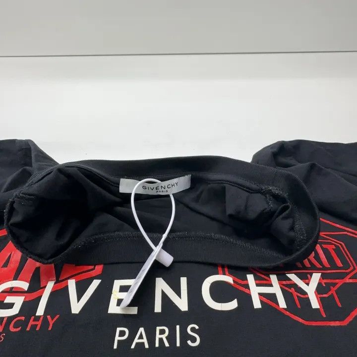 Givenchy Givenchy Short Sleeve Logo T-Shirt for Men Size US L / EU 52-54 / 3 - 8 Thumbnail