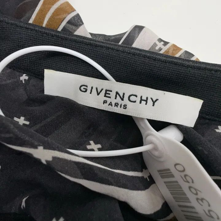Givenchy Givenchy Stylish Versatile Sheer Short Sleeve Top Size US M / EU 48-50 / 2 - 5 Thumbnail