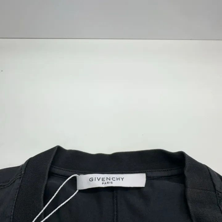 Givenchy Givenchy Short Sleeve Logo T-Shirt for Men Size US M / EU 48-50 / 2 - 5 Thumbnail