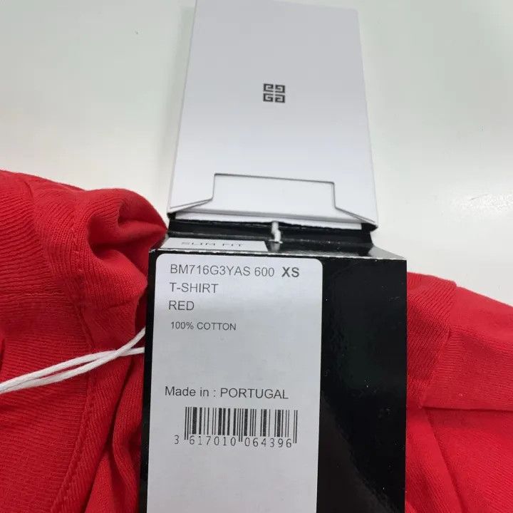 Givenchy Givenchy Red Letter Print Short Sleeve T-shirt Size US XS / EU 42 / 0 - 6 Thumbnail