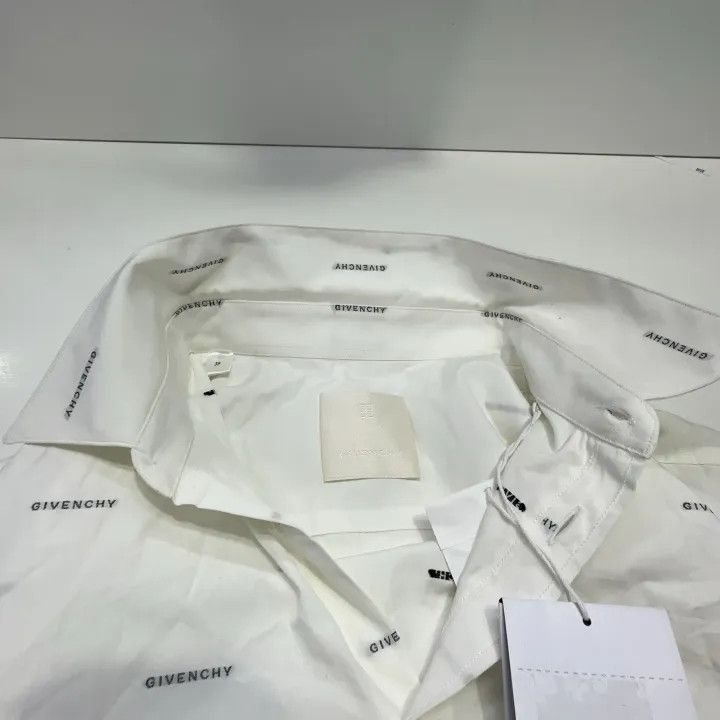 Givenchy Givenchy SS23 Logo Print Long Sleeve Shirt Size US M / EU 48-50 / 2 - 8 Thumbnail