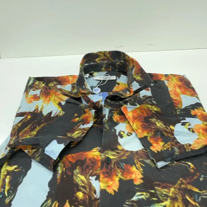 Givenchy Givenchy Floral Print Short Sleeve Shirt Size US L / EU 52-54 / 3 - 9 Thumbnail