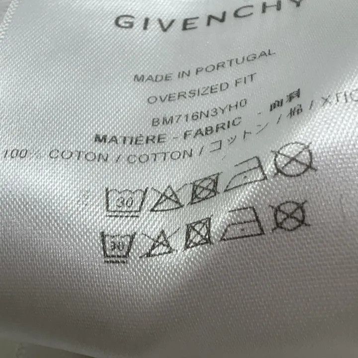 Givenchy Givenchy Graffiti Print Short Sleeve T-Shirt Size US L / EU 52-54 / 3 - 5 Thumbnail