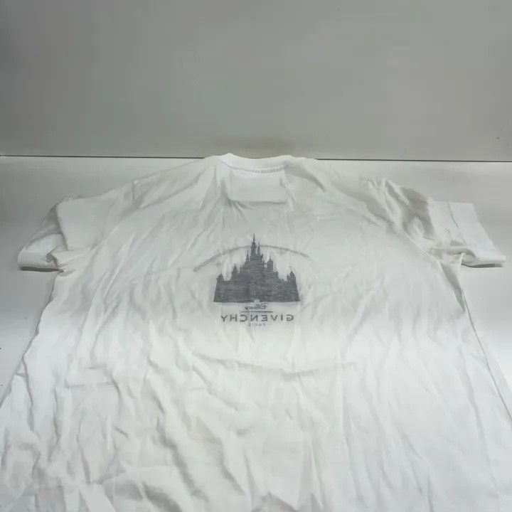 Givenchy Givenchy x Disney Castle Graphic T-Shirt Size US M / EU 48-50 / 2 - 13 Thumbnail