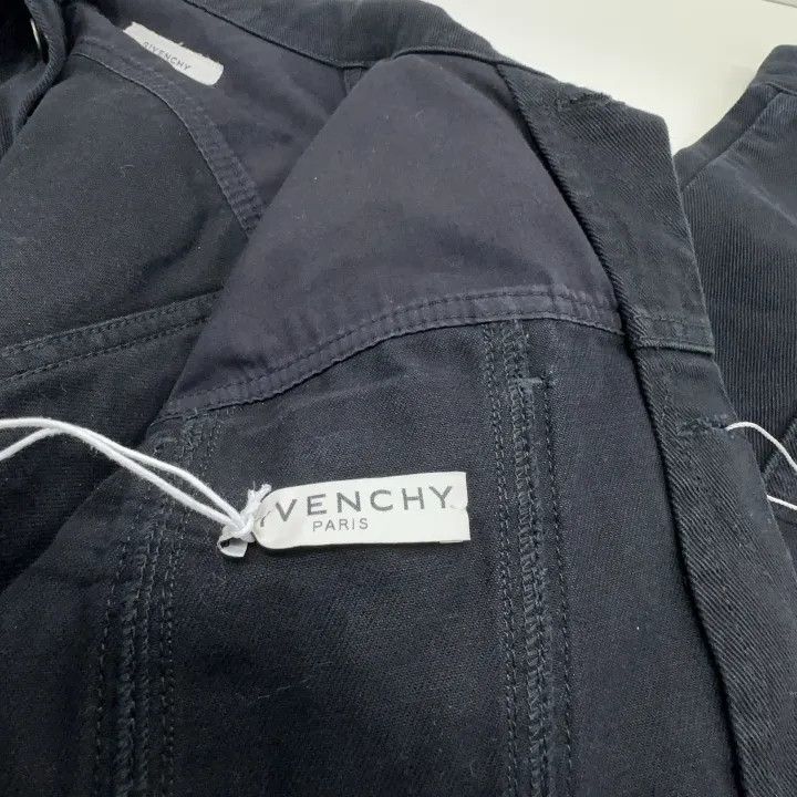 Givenchy Givenchy Black Denim Jacket with Letter Print Size US XL / EU 56 / 4 - 7 Thumbnail