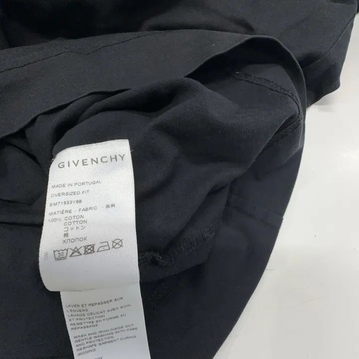 Givenchy Givenchy SS22 Logo Print T-Shirt for Men Size US S / EU 44-46 / 1 - 4 Thumbnail