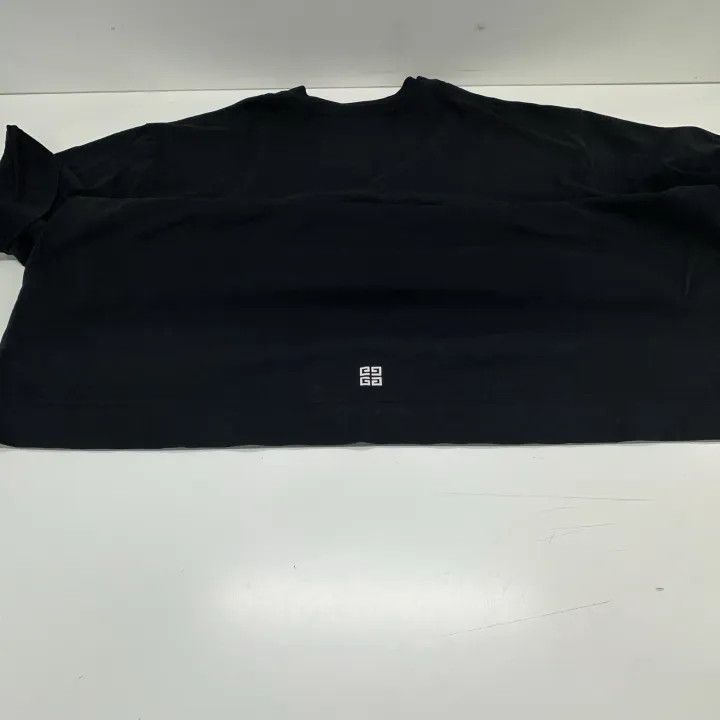 Givenchy Givenchy SS22 Logo Print T-Shirt for Men Size US S / EU 44-46 / 1 - 13 Thumbnail