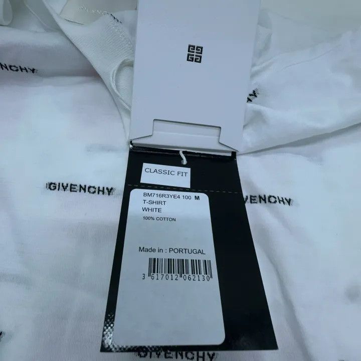 Givenchy Givenchy SS25 Lettered Short Sleeve T-Shirt Size US M / EU 48-50 / 2 - 4 Thumbnail