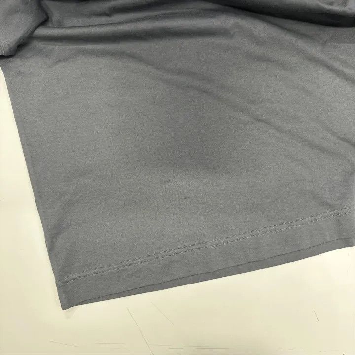 Givenchy Givenchy Gray Printed Short Sleeve T-Shirt Size US M / EU 48-50 / 2 - 5 Thumbnail