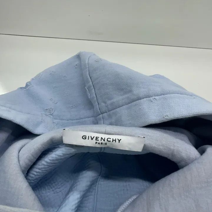 Givenchy Givenchy Distressed Hoodie with Logo Size US XS / EU 42 / 0 - 6 Thumbnail