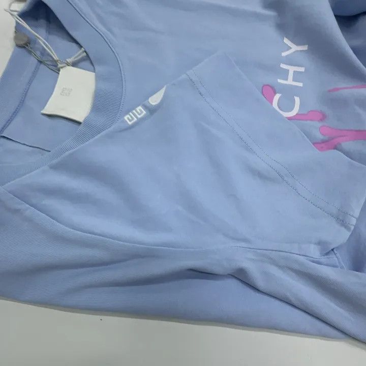 Givenchy Givenchy SS23 Letter Logo Print T-Shirt Size US L / EU 52-54 / 3 - 12 Thumbnail