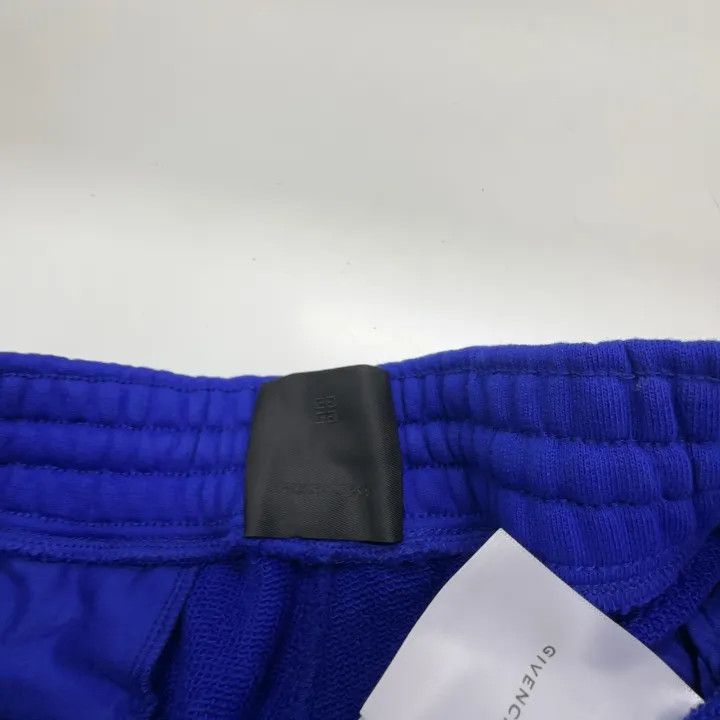 Givenchy Givenchy Blue Logo Print Bermuda Shorts Size US 26 / EU 42 - 5 Thumbnail