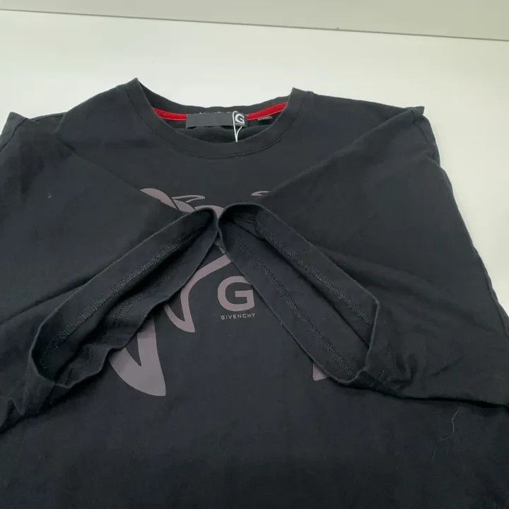 Givenchy Givenchy Casual Stylish Round Neck T-Shirt Size US XXL / EU 58 / 5 - 7 Thumbnail
