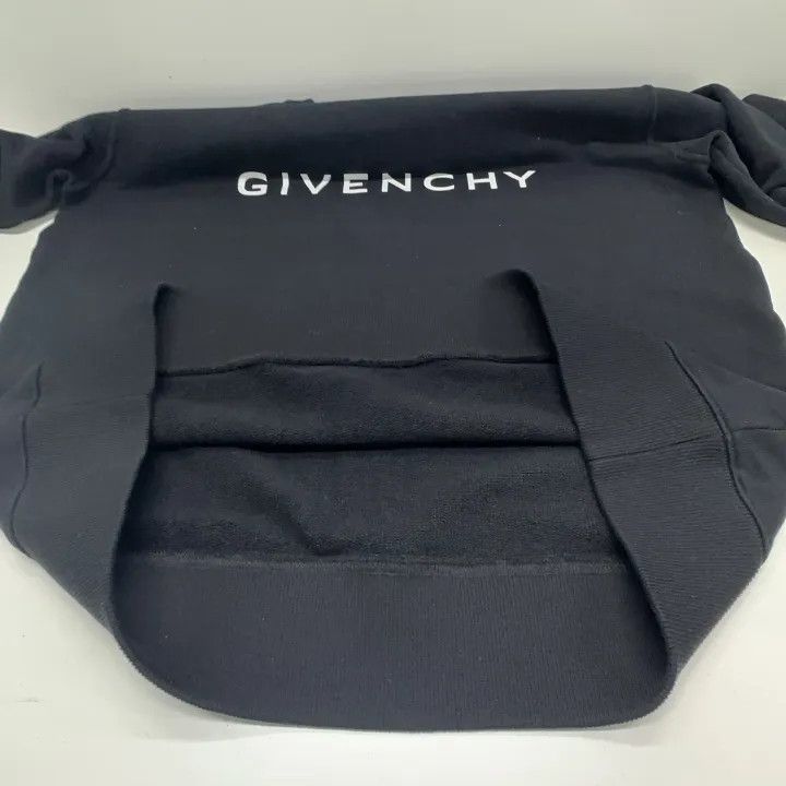 Givenchy Givenchy FW22 Black Long Sleeve Sweatshirt Size US XL / EU 56 / 4 - 11 Thumbnail