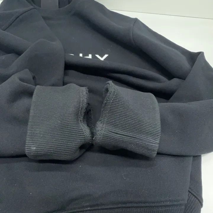 Givenchy Givenchy FW22 Black Long Sleeve Sweatshirt Size US XL / EU 56 / 4 - 13 Thumbnail