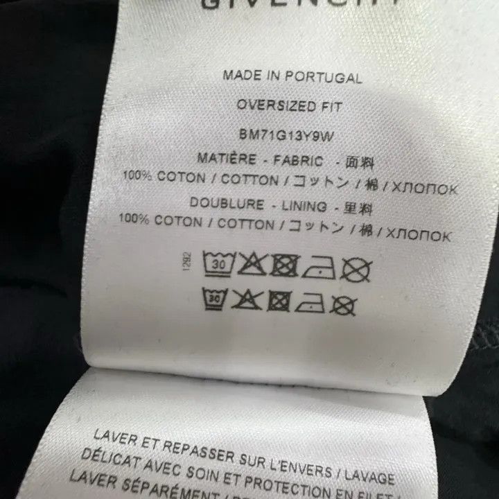 Givenchy Givenchy SS23 Black Logo Distressed T-Shirt Size US S / EU 44-46 / 1 - 3 Thumbnail