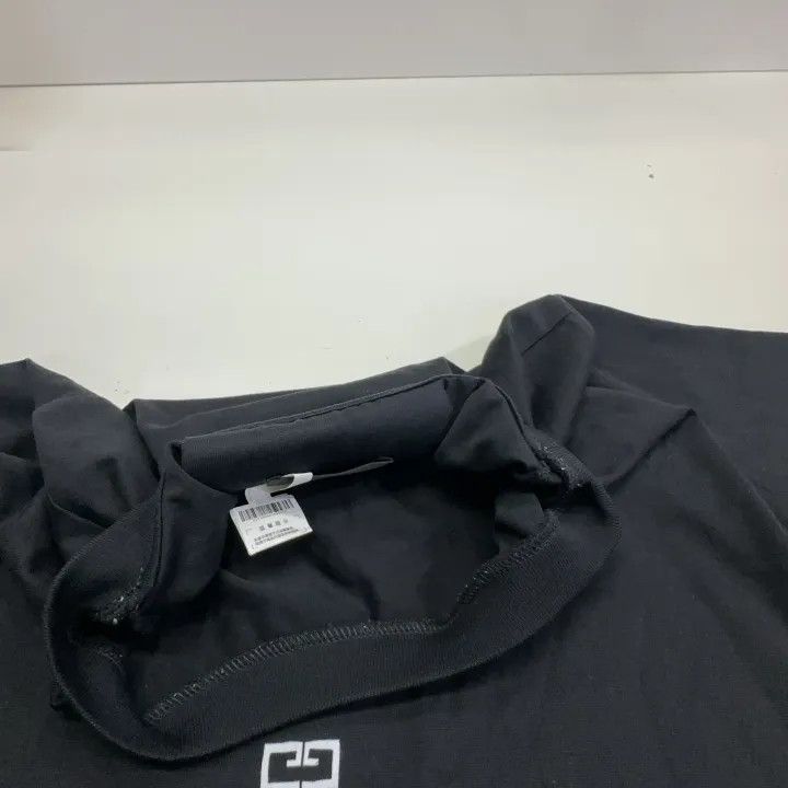 Givenchy givenchy short sleeve tee Size US M / EU 48-50 / 2 - 8 Thumbnail