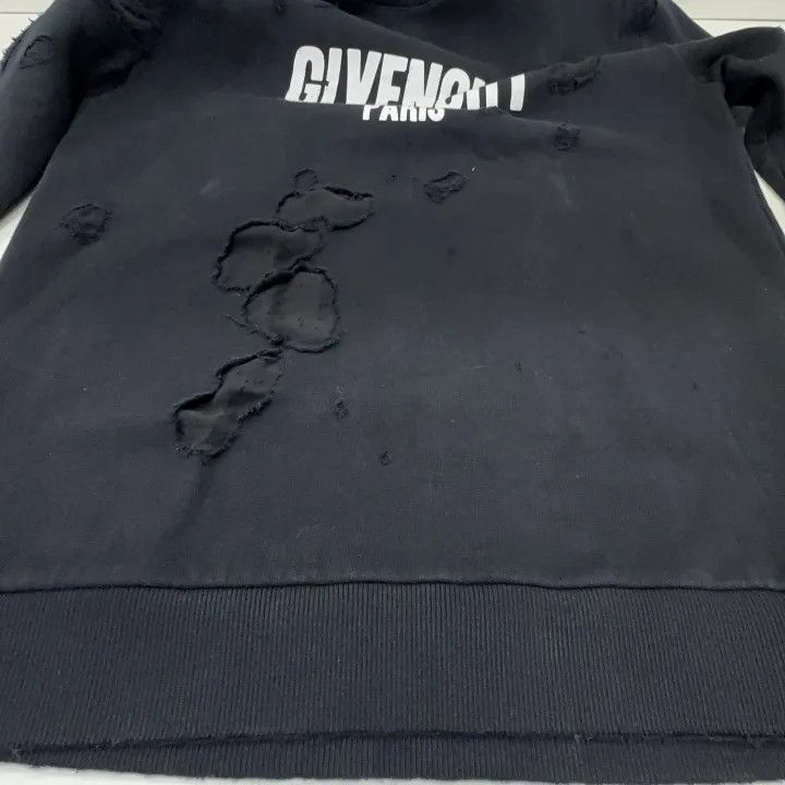 Givenchy Givenchy Distressed Black Sweatshirt for Men Size US XS / EU 42 / 0 - 8 Thumbnail