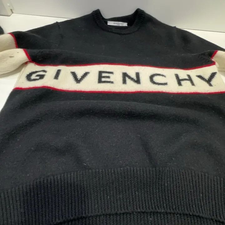 Givenchy Givenchy Black Logo Knit Sweater for Men Size US L / EU 52-54 / 3 - 9 Thumbnail