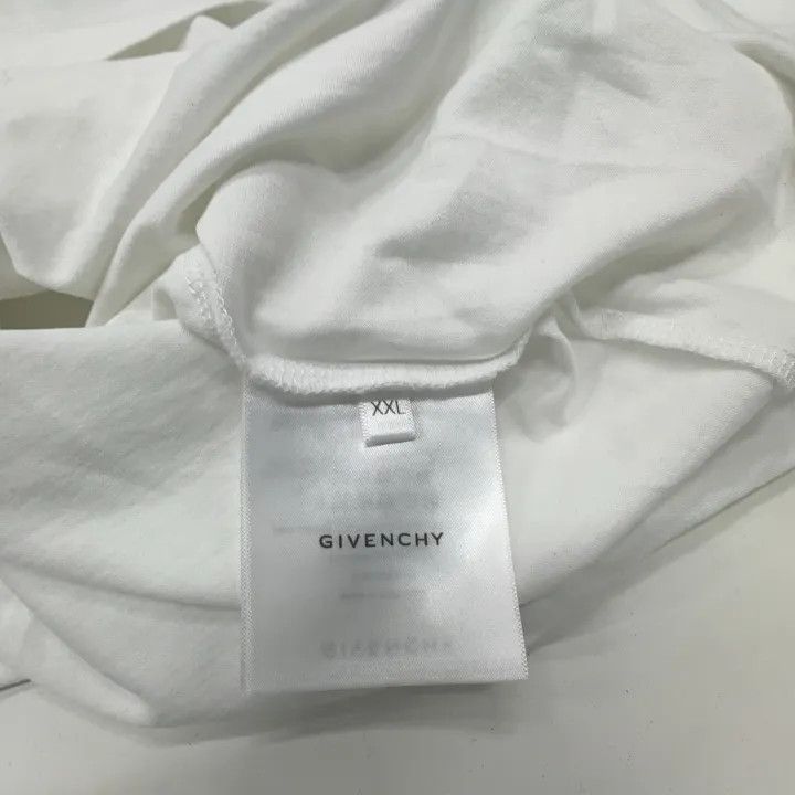 Givenchy Givenchy FW22 White Logo T-Shirt for Men Size US XXL / EU 58 / 5 - 6 Thumbnail