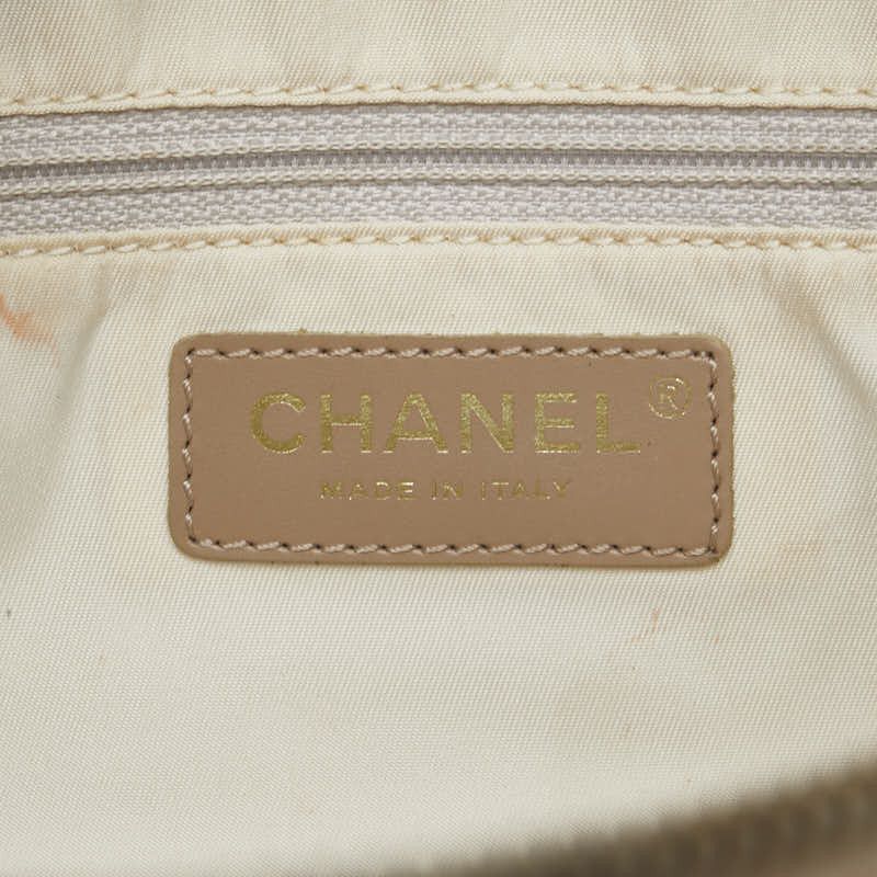 Chanel Chanel Chanel New Travel Line Nylon Leather Handbag Leather Handbag Size ONE SIZE - 13 Thumbnail