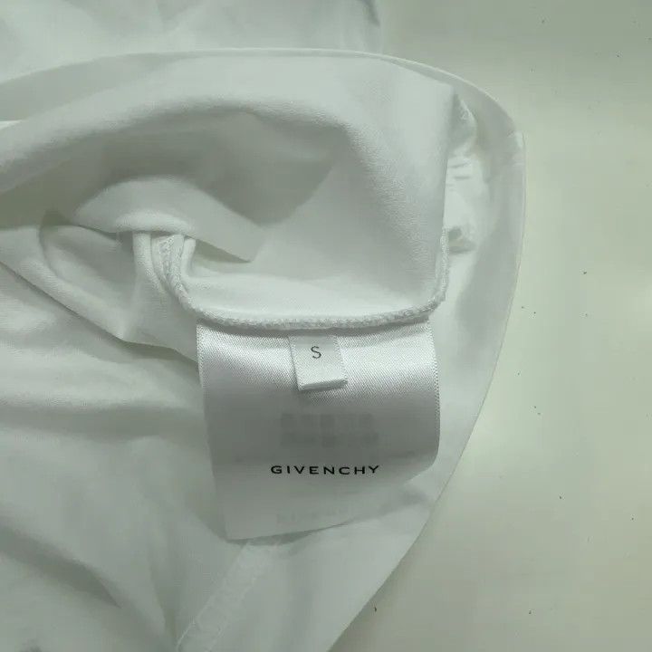 Givenchy givenchy short sleeve tee Size US S / EU 44-46 / 1 - 6 Thumbnail