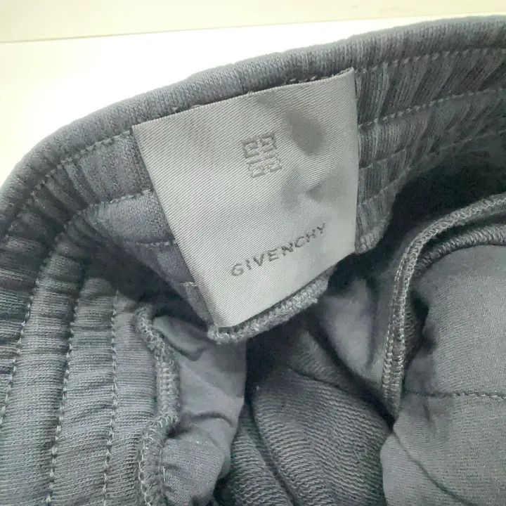 Givenchy Givenchy Black Casual Drawstring Shorts for Men Size US 27 - 7 Thumbnail