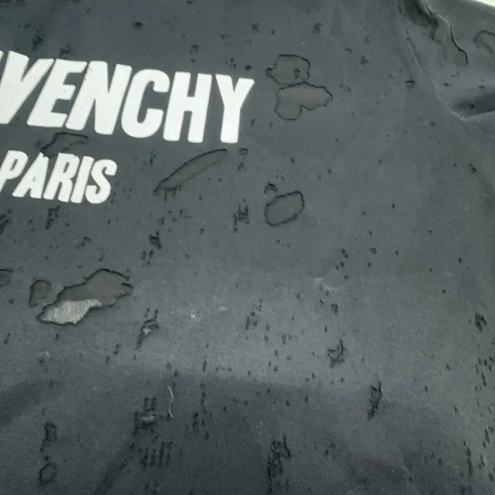 Givenchy Givenchy Black Distressed Logo T-Shirt Size US XS / EU 42 / 0 - 8 Thumbnail