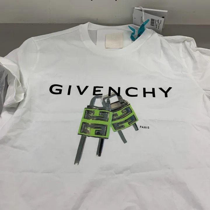 Givenchy Givenchy SS23 Graphic Print Short Sleeve T-Shirt Size US L / EU 52-54 / 3 - 2 Thumbnail