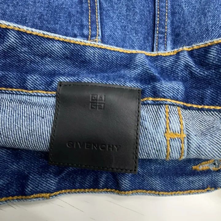 Givenchy Givenchy SS23 Distressed Straight Leg Jeans Size US 31 - 2 Thumbnail