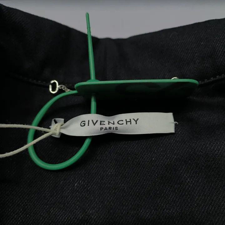 Givenchy Givenchy Black Denim Jacket with Star Prints Size US XS / EU 42 / 0 - 5 Thumbnail