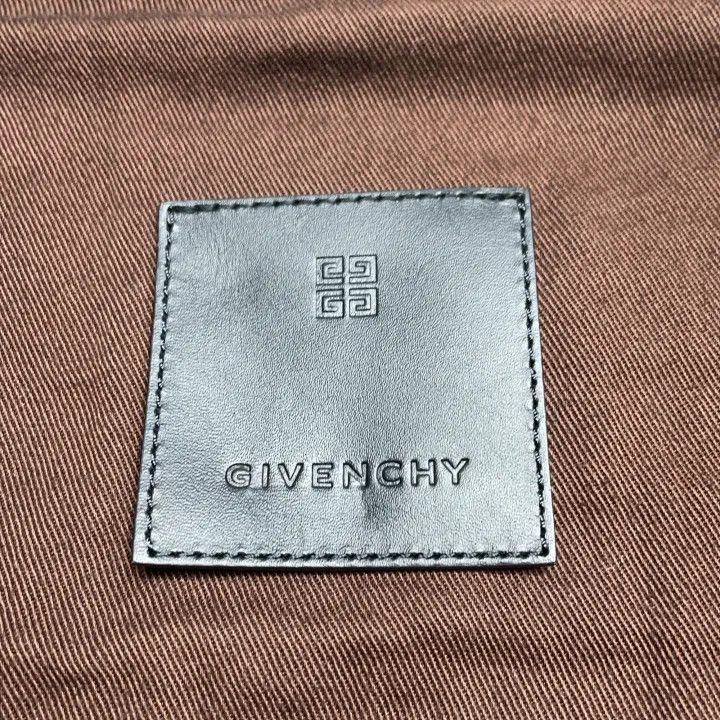 Givenchy Givenchy Camo Print Zip-Up Jacket for Men Size US M / EU 48-50 / 2 - 4 Thumbnail