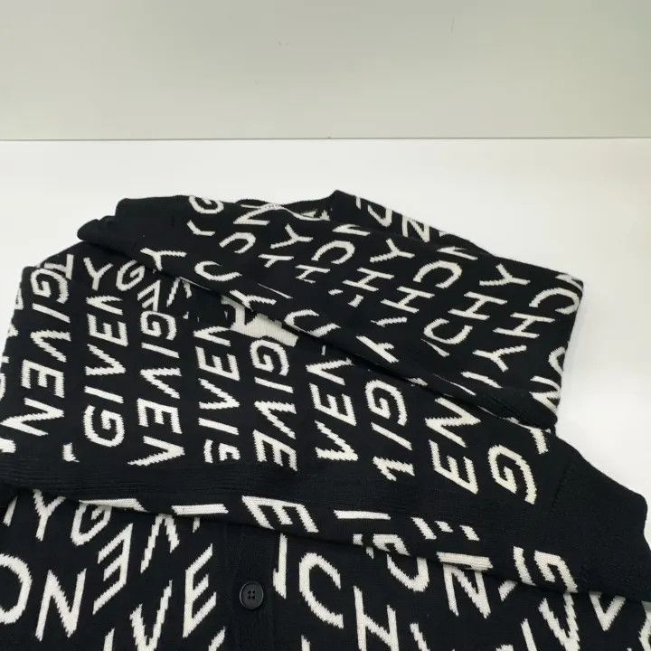 Givenchy Givenchy SS21 Logo Print Wool Cardigan Size US XL / EU 56 / 4 - 8 Thumbnail