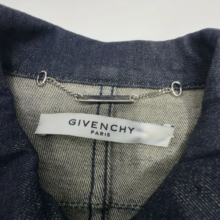Givenchy givenchy short sleeve tee Size US XXS / EU 40 - 4 Thumbnail