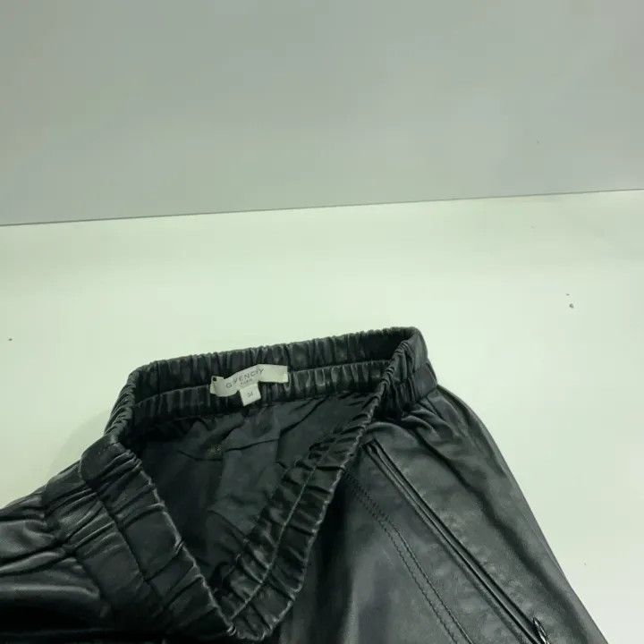 Givenchy Givenchy Casual Solid Color Long Pants Size US 34 / EU 50 - 6 Thumbnail