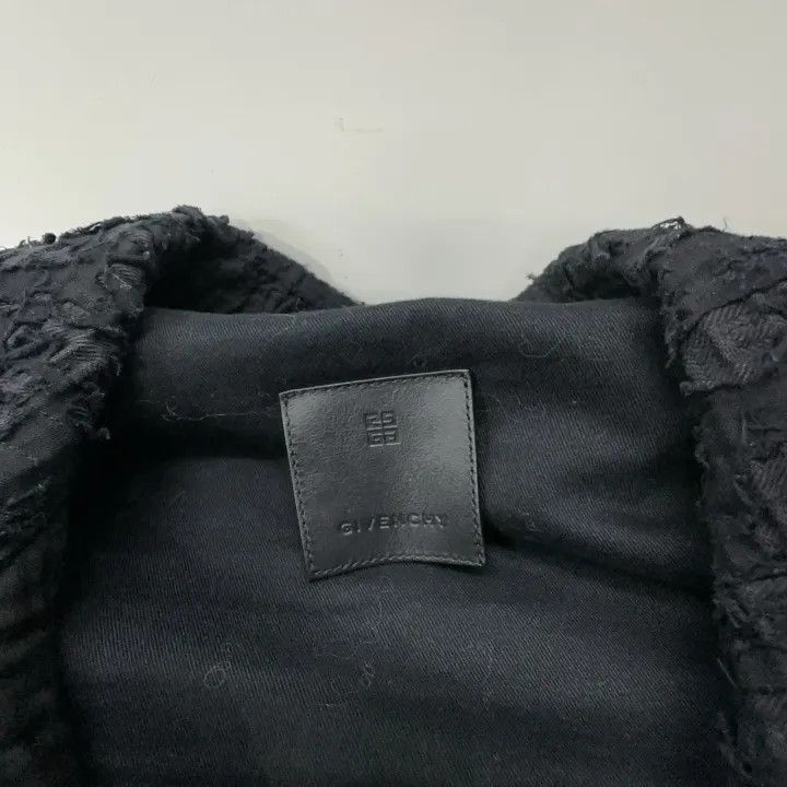 Givenchy givenchy short sleeve tee Size US L / EU 52-54 / 3 - 4 Thumbnail