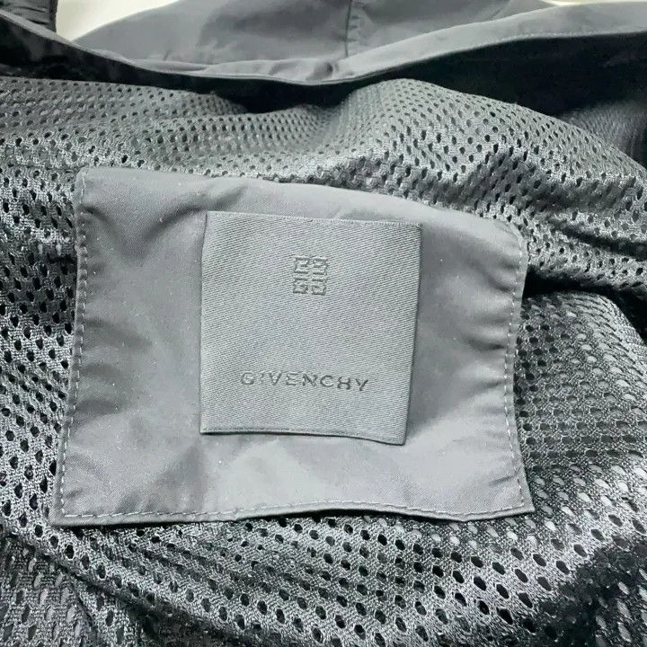 Givenchy Givenchy Black Logo Print Long-Sleeve Jacket Size US L / EU 52-54 / 3 - 6 Thumbnail