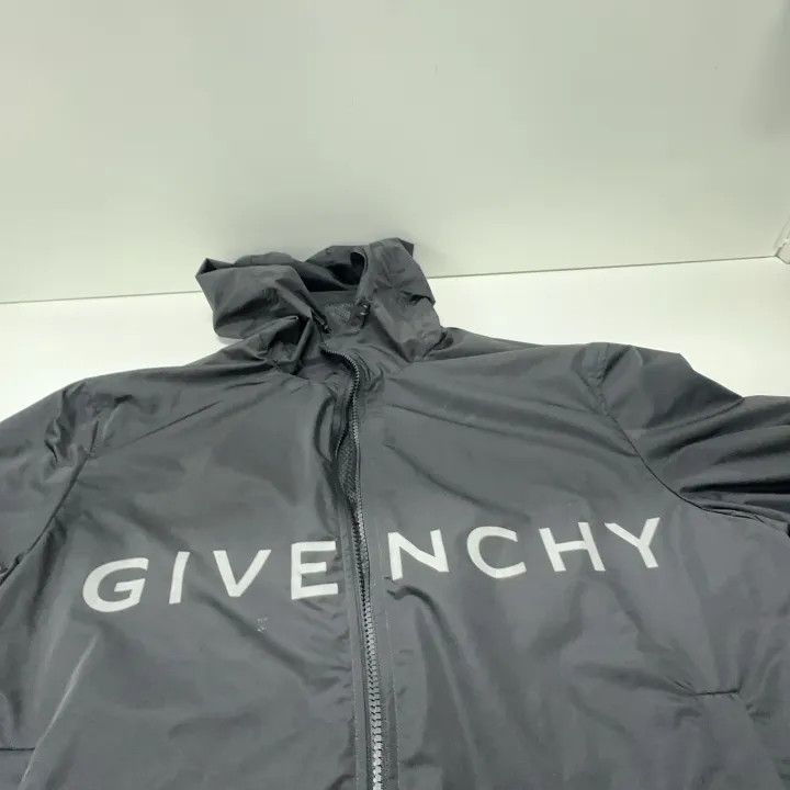 Givenchy Givenchy Black Logo Print Long-Sleeve Jacket Size US L / EU 52-54 / 3 - 9 Thumbnail