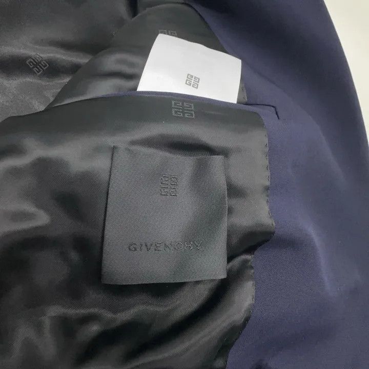 Givenchy givenchy short sleeve tee Size US L / EU 52-54 / 3 - 7 Thumbnail