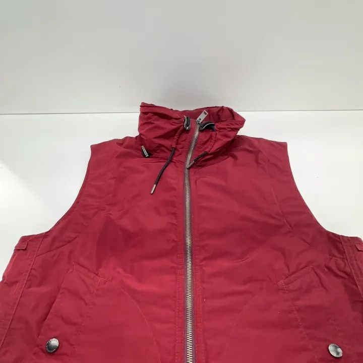 Burberry Burberry Red Casual Zipper Vest Size US L / EU 52-54 / 3 - 7 Thumbnail