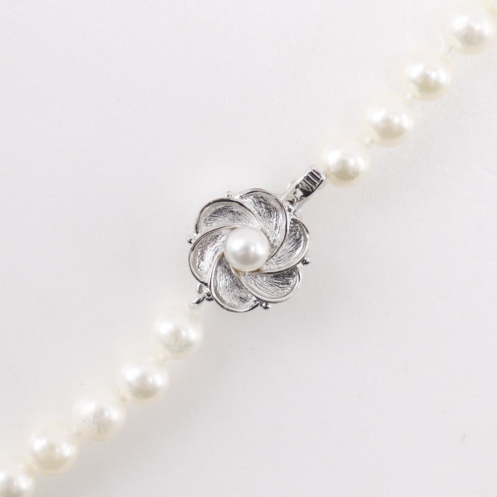 Other Other Pearl Silver Necklace Metal Necklace DUTY FREE for USA Size ONE SIZE - 4 Thumbnail