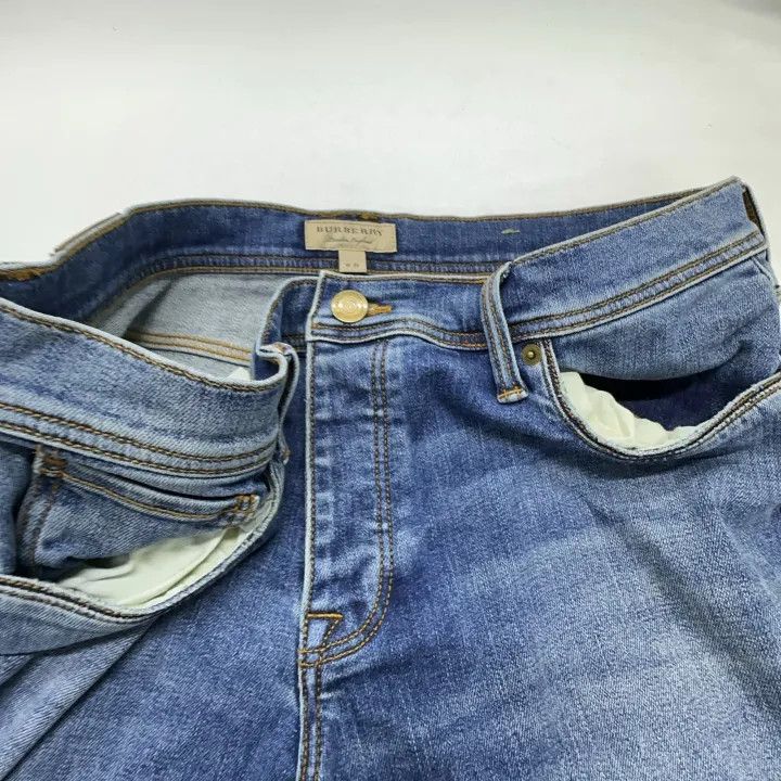 Burberry Burberry Stylish Slim Fit Jeans Size US 31 - 6 Thumbnail