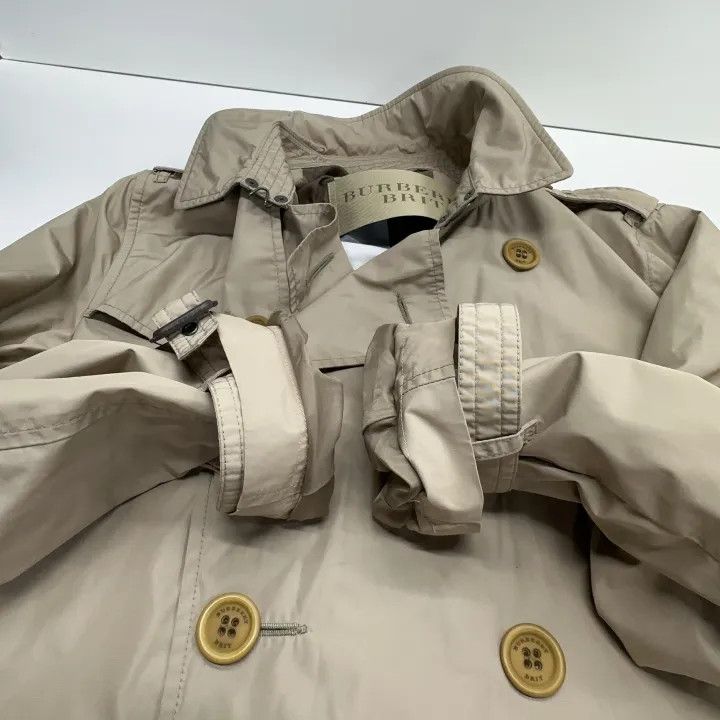 Burberry Burberry Classic Double-Breasted Trench Coat Size US L / EU 52-54 / 3 - 8 Thumbnail