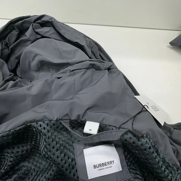 Burberry Burberry FW22 Gray Zip Hooded Jacket Size US M / EU 48-50 / 2 - 13 Thumbnail