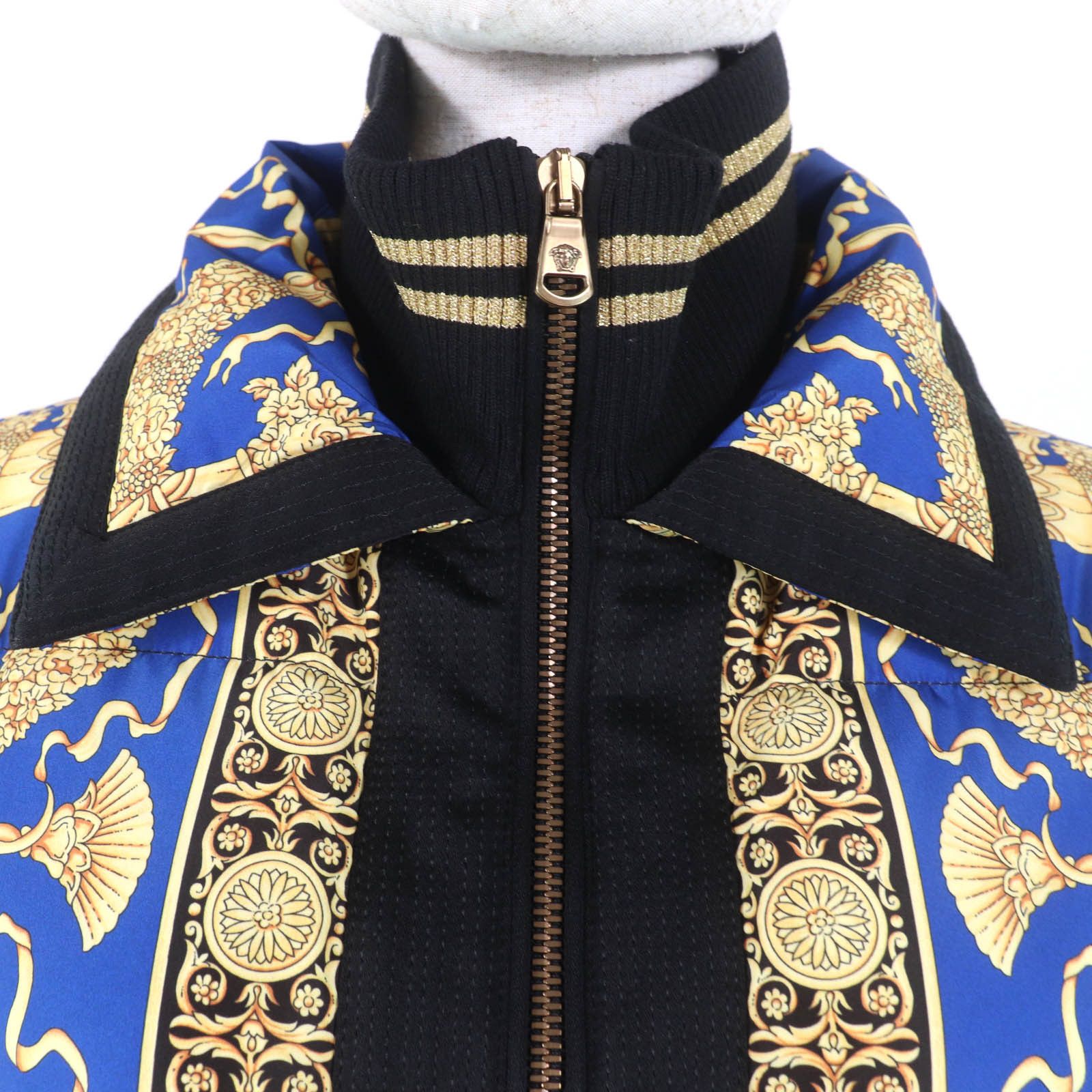 Versace Versace Versace Down jacket Down jacket Others Outerwear A80273 DUTY FREE for USA Size ONE SIZE - 4 Thumbnail