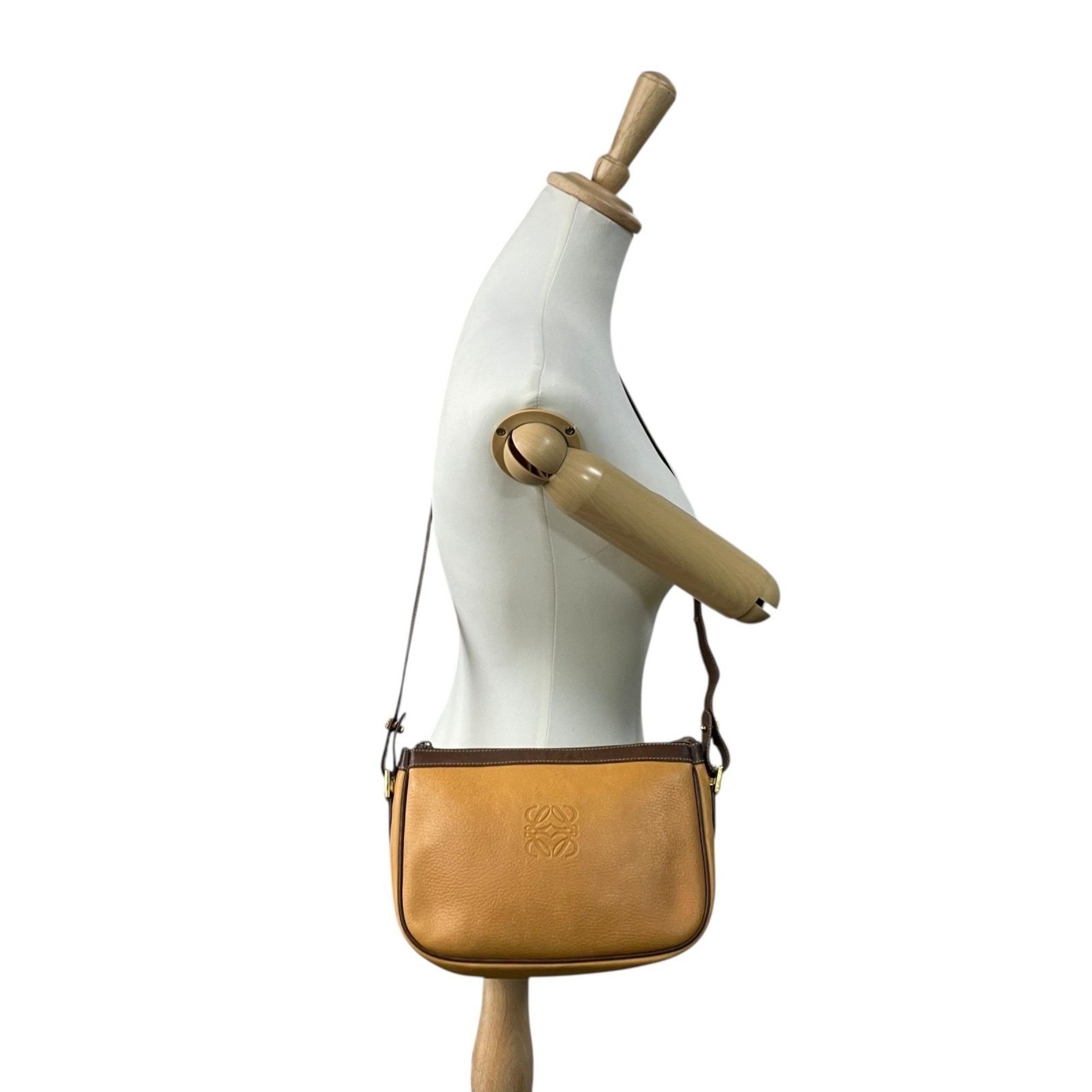 Loewe Loewe Anagram shoulder Size ONE SIZE - 13 Thumbnail