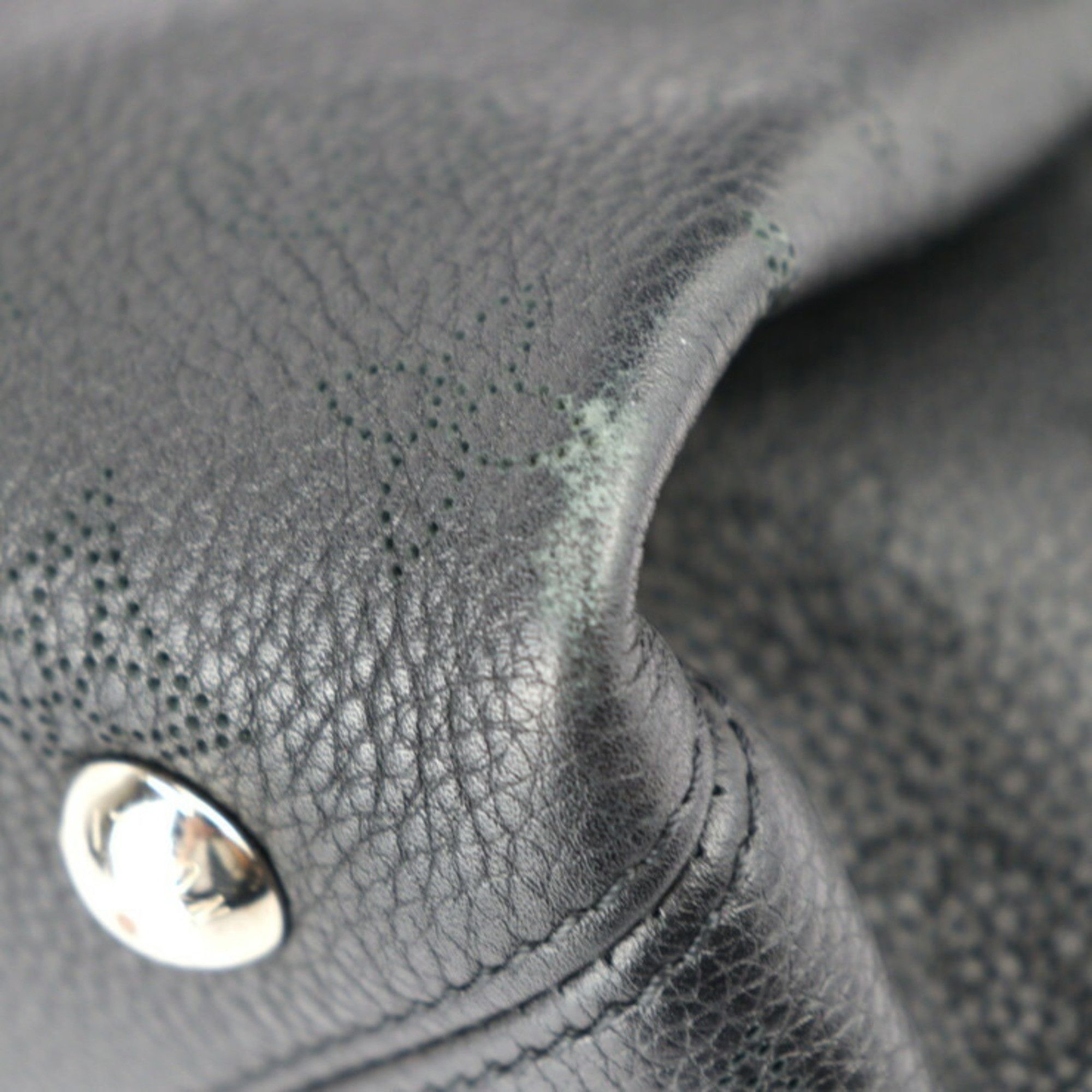 Louis Vuitton Louis Vuitton Mahina shoulder Size ONE SIZE - 5 Thumbnail