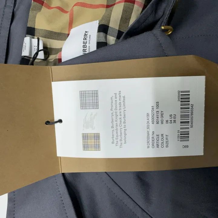 Burberry Burberry Solid Color Long Sleeve Trench Coat Size US S / EU 44-46 / 1 - 14 Thumbnail