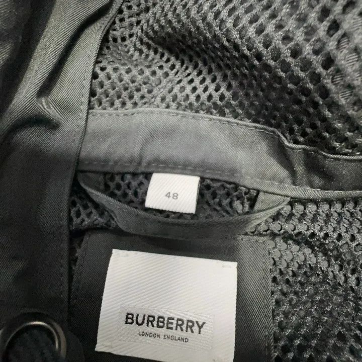 Burberry Burberry Logo Hooded Jacket for Men Size US M / EU 48-50 / 2 - 5 Thumbnail