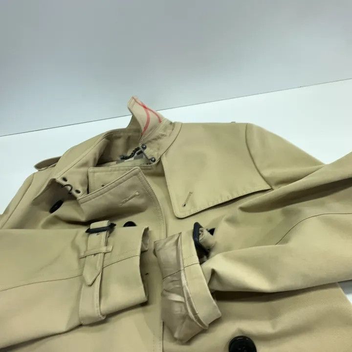 Burberry Burberry Waterproof Double-Breasted Trench Coat Size US S / EU 44-46 / 1 - 11 Thumbnail